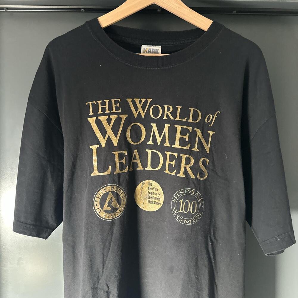 Mark Athletic Tee Shirt Vintage 90s The World of Women Leaders Graphic Size XL